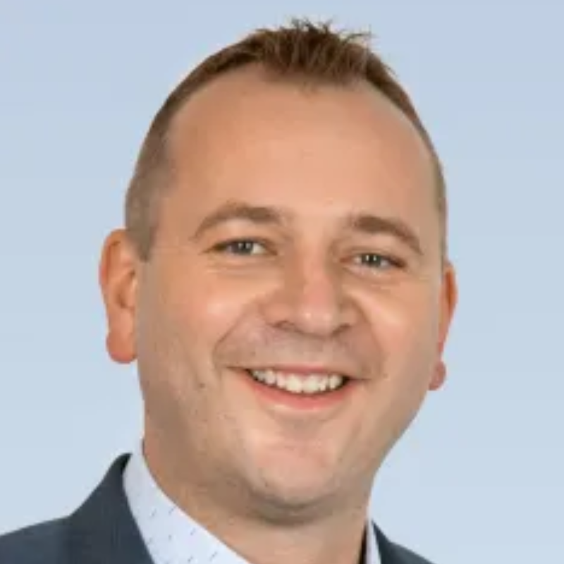  Stephan Lukas